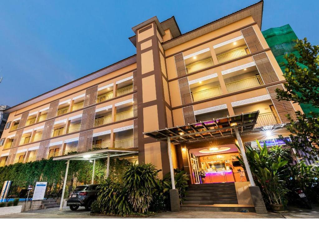 T Sleep Place Hotel Pattaya Ngoại thất bức ảnh