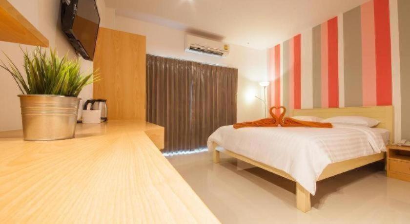 T Sleep Place Hotel Pattaya Ngoại thất bức ảnh